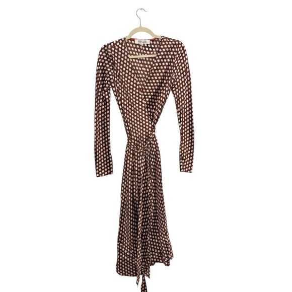 NEW DIANE VON FURSTENBERG $468 TILLY BAKER DOT SILK WRAP MIDI DRESS - Picture 11 of 15